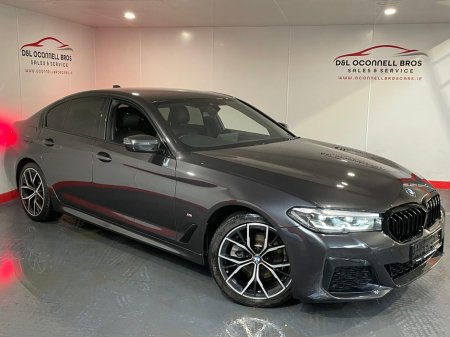 2022 BMW 5 Series - thumbnail 1