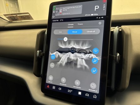 2026 Volvo EX30 - thumbnail 22