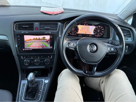 2018 Volkswagen Golf 1.2i TSI Petrol Automatic Comfortline €17,500 thumbnail