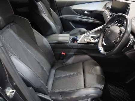 2022 Peugeot 3008 *109* GT LINE S/S PHEV 4X4 €26,995 thumbnail