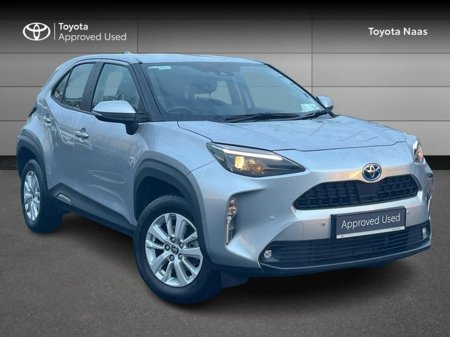 2024 Toyota Yaris Cross CROSS LUNA €28,444 thumbnail