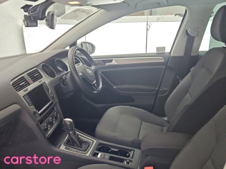 2016 Volkswagen Golf - thumbnail 12