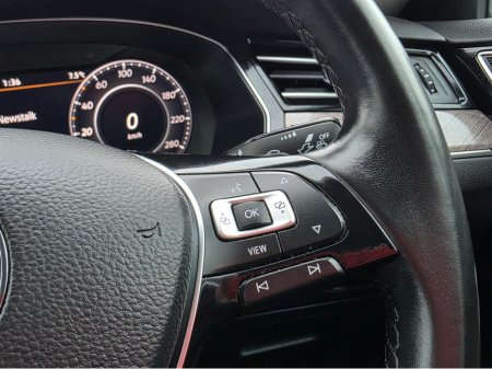 2019 Volkswagen Arteon 2.0 TSI 4 MOTION 280BHP VIRTUAL DASH FULL LEATHER HEATED ELECTRIC SEATS SAT NAV CARPLAY ANDROID AUTO BLIND SPORT PARKING SENSORS SELF PARKING ASSIST 360 CAMERA €30,950 thumbnail