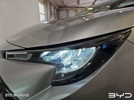 2024 Toyota Corolla Corolla Icon Hev Cvt Icon 140 VVT-h Auto Start/Stop €27,975 thumbnail