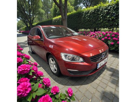 2016 Volvo V60 D4 (190hp) SE +Leather