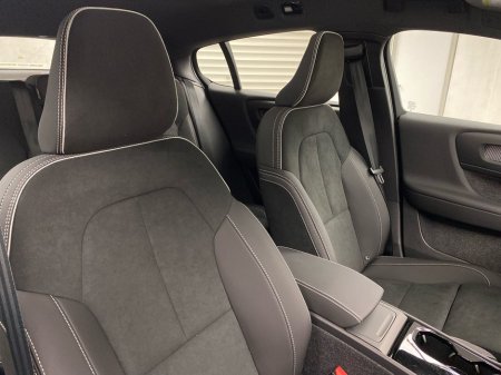 2026 Volvo EC40 - thumbnail 11