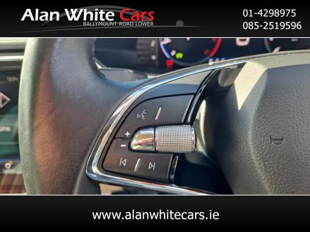 2022 Skoda Superb - thumbnail 22