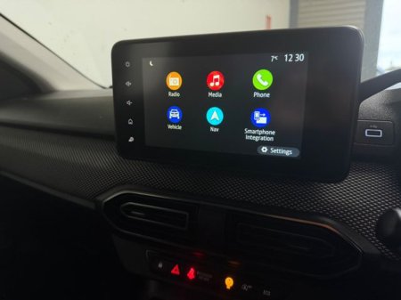 2023 Dacia Sandero Comfort TCE 90 CVT MY21.5 5DR €14,777 thumbnail