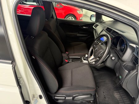 2015 Honda Fit - thumbnail 20