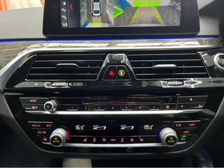 2019 BMW 5 Series - thumbnail 25