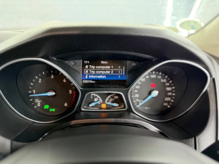 2017 Ford Focus - thumbnail 26