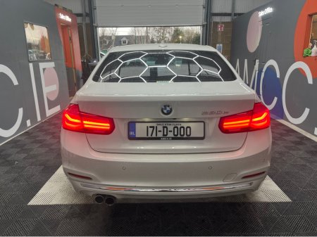 2017 BMW 3 Series €17950! 2017 BMW 330e Luxury Automatic- Heated Leather Seats - Reverse Camera €17,950