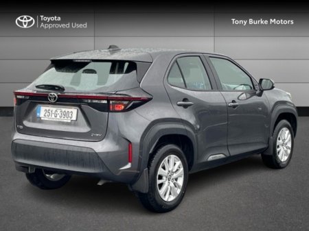 2025 Toyota Yaris Cross - Save EUR 4,000 - Luna - 1.5 Hybrid - Automatic - EUR 180 Tax // Remote Central Locking // Front Electric Windows // Rear Electric Windows // Electric Mirrors // Finger Tip Stereo Controls €29,850