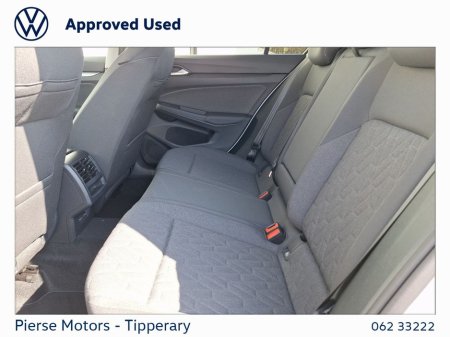 2025 Volkswagen Golf LAUNCH EDIT 1.5 TSI 115HP €32,950 thumbnail