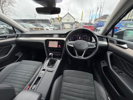 2021 Volkswagen Passat - thumbnail 13