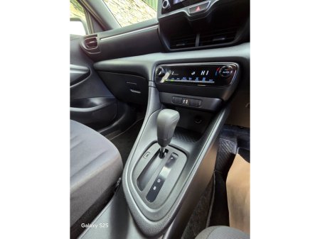 2021 Toyota Yaris - thumbnail 7