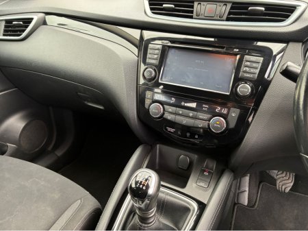 2018 Nissan Qashqai 1.5 DCI ACENTA 115 BHP (CAMERA) €12,450 thumbnail