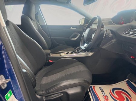 2020 Peugeot 308 - thumbnail 11