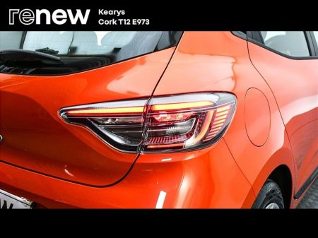 2025 Renault Clio - thumbnail 16