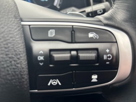 2024 Kia Sportage HEV ANNIVERS €38,450 thumbnail