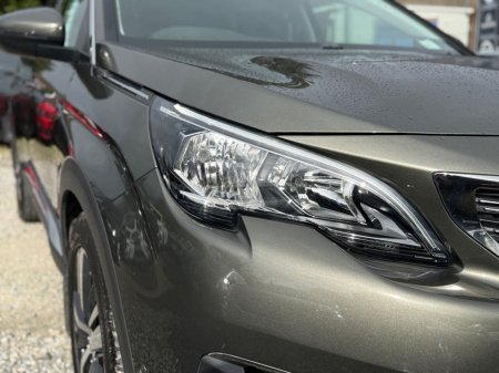 2018 Peugeot 5008 - thumbnail 30