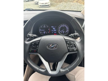 2017 Hyundai Tucson - thumbnail 16