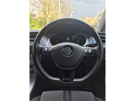 2016 Volkswagen Golf - thumbnail 11