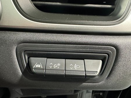 2022 Renault Captur Iconic Edition 1.0 Petrol 222 €17,250 thumbnail