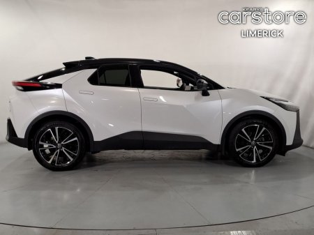 2024 Toyota C-HR 1.8 HYBRID SOL €36,880 thumbnail