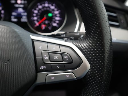 2021 Volkswagen Passat - thumbnail 13