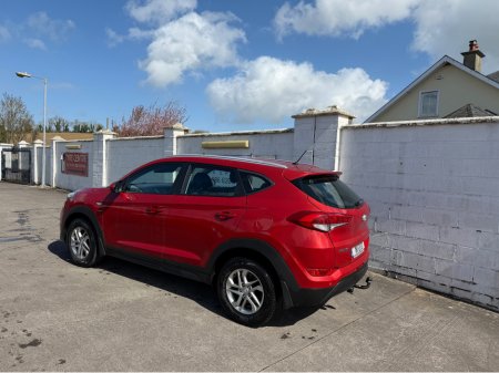 2016 Hyundai Tucson - thumbnail 3