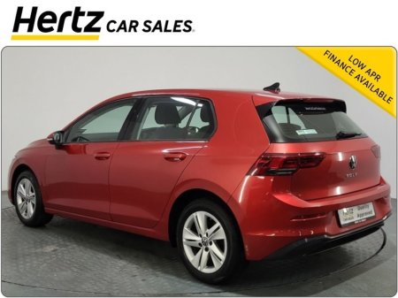2024 Volkswagen Golf LIFE 110HP Petrol Manual €25,995 thumbnail