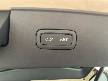 2026 Volvo EX90 - thumbnail 26