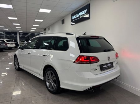 2015 Volkswagen Golf  €13,995 thumbnail