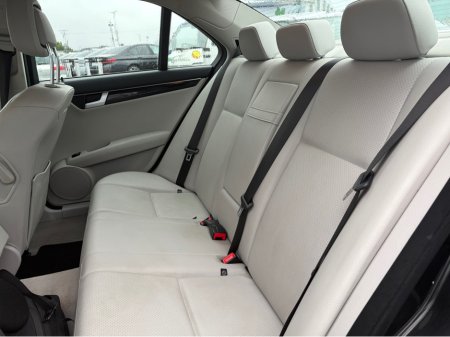 2014 Mercedes-Benz C Class - thumbnail 8