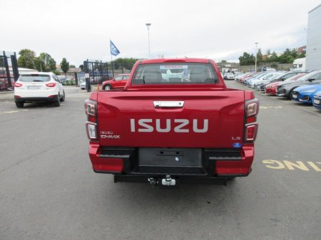 2025 Isuzu D-MAX  €57,000