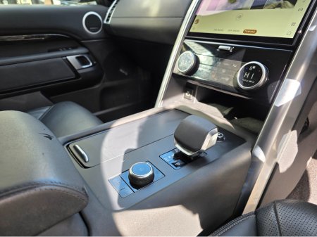 2021 Land Rover Discovery - thumbnail 13