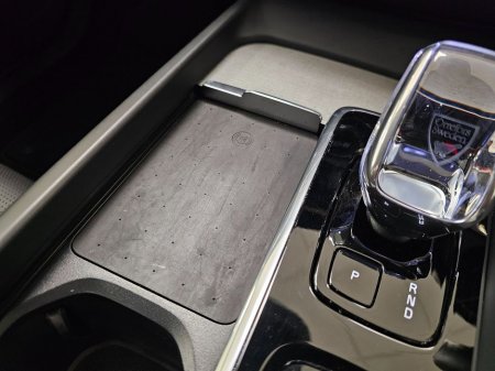 2025 Volvo XC60 - thumbnail 16