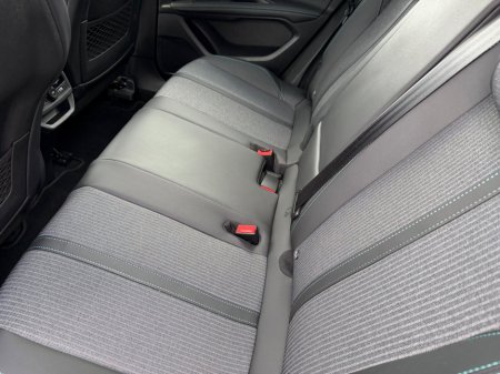 2023 Peugeot 3008 - thumbnail 9