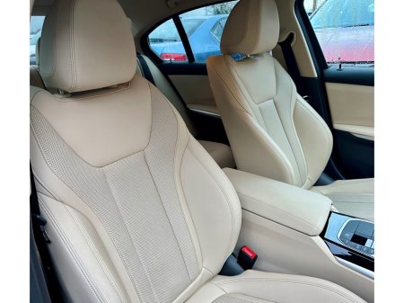 2024 BMW 3 Series 330e SPORT AUTO €40,950 thumbnail