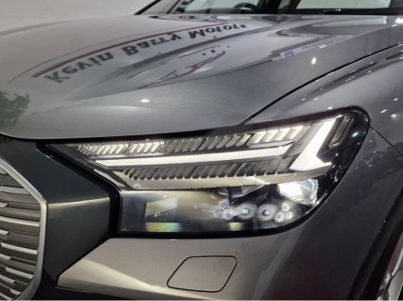 2024 Audi Q4 e-tron 45 S LINE (TECH PACK / 82KWH BATTERY) 282BHP AUTOMATIC **ONE OWNER / APPLE CARPLAY / ADAPTIVE CRUISE CONTROL / FULL LEATHER / SONOS PREMIUM SOUND / SAT NAV / REVERSE CAMERA / WIRELESS PHONE CHARGING** €43,900 thumbnail