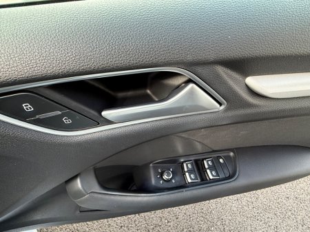 2017 Audi A3 - thumbnail 19