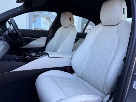 2024 BMW 5 Series - thumbnail 6