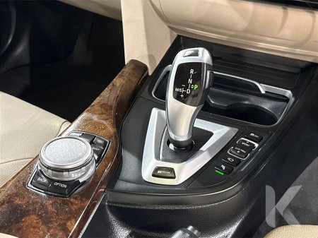 2016 BMW 3 Series - thumbnail 15