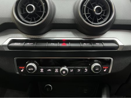 2024 Audi Q2 €36950 2024 AUDI Q2 35TDI ADVANCED 2.0 AUTOMATIC / CRUISE CONTROL / REVERSE CAMERA / HEATED SEATS / APPLE CARPLAY €36,950 thumbnail