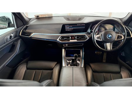 2022 BMW X5 XDRIVE45E 4DR AUTO G05H €62,800 thumbnail