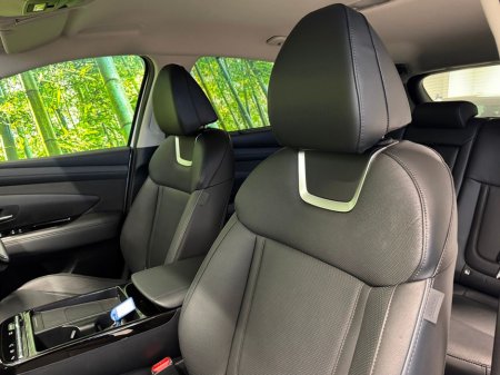 2024 Hyundai Tucson Tucson FL Executive PLUS HEV Auto thumbnail