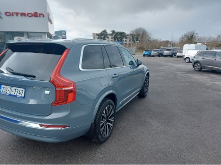 2023 Volvo XC90 T8 PHEV CORE AWD 5DR AUTO €67,950 thumbnail
