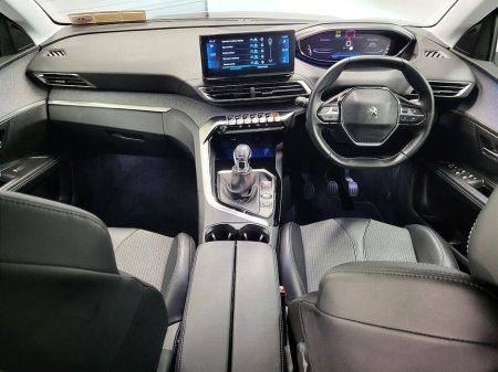 2022 Peugeot 5008 - photo 4