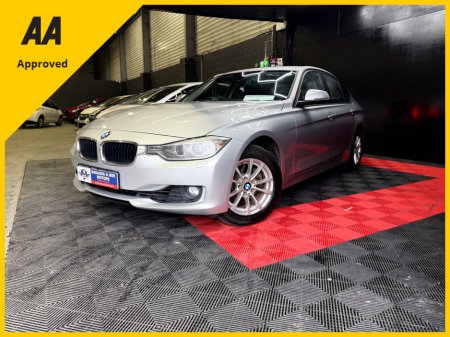 2015 BMW 3 Series - thumbnail 4